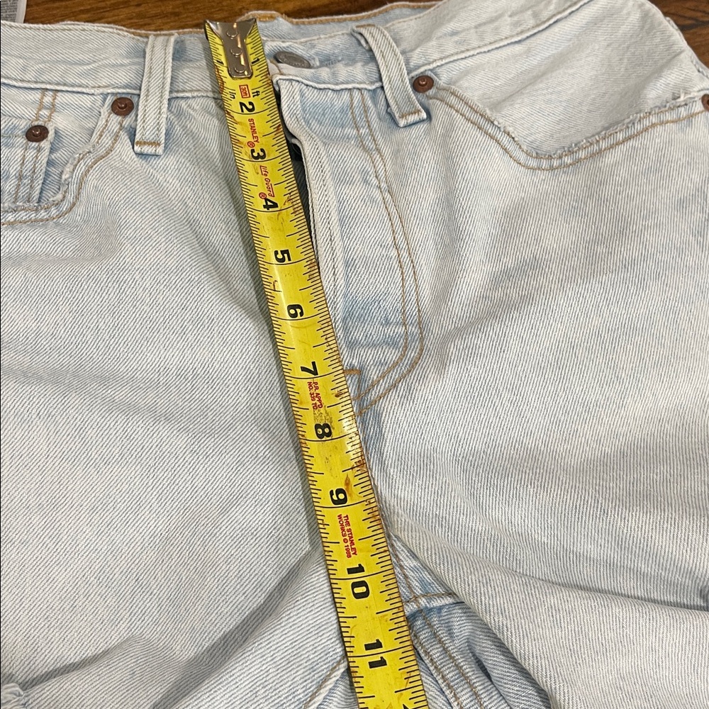 Levi’s 501 Mid Thigh Cutoff Denim Jean Shorts light wash blue button fly sz 27 - Picture 10 of 13
